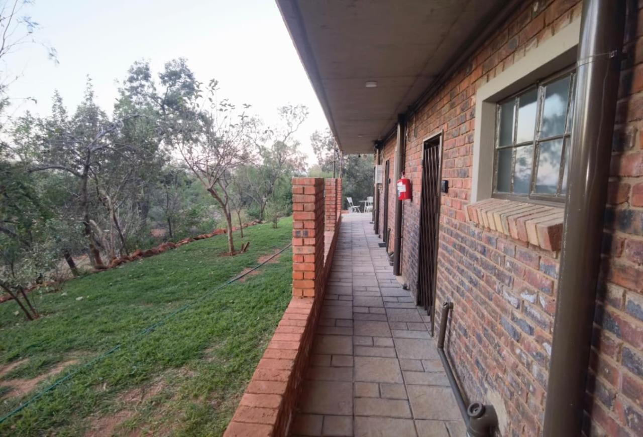 Suikerbosrant Sleep And Go Bed & Breakfast Pretoria-Noord Exterior foto